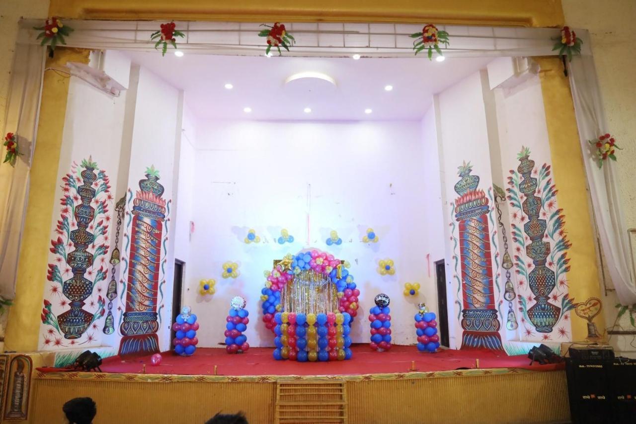 Hotel Kumkum Chhaya Panna Ngoại thất bức ảnh