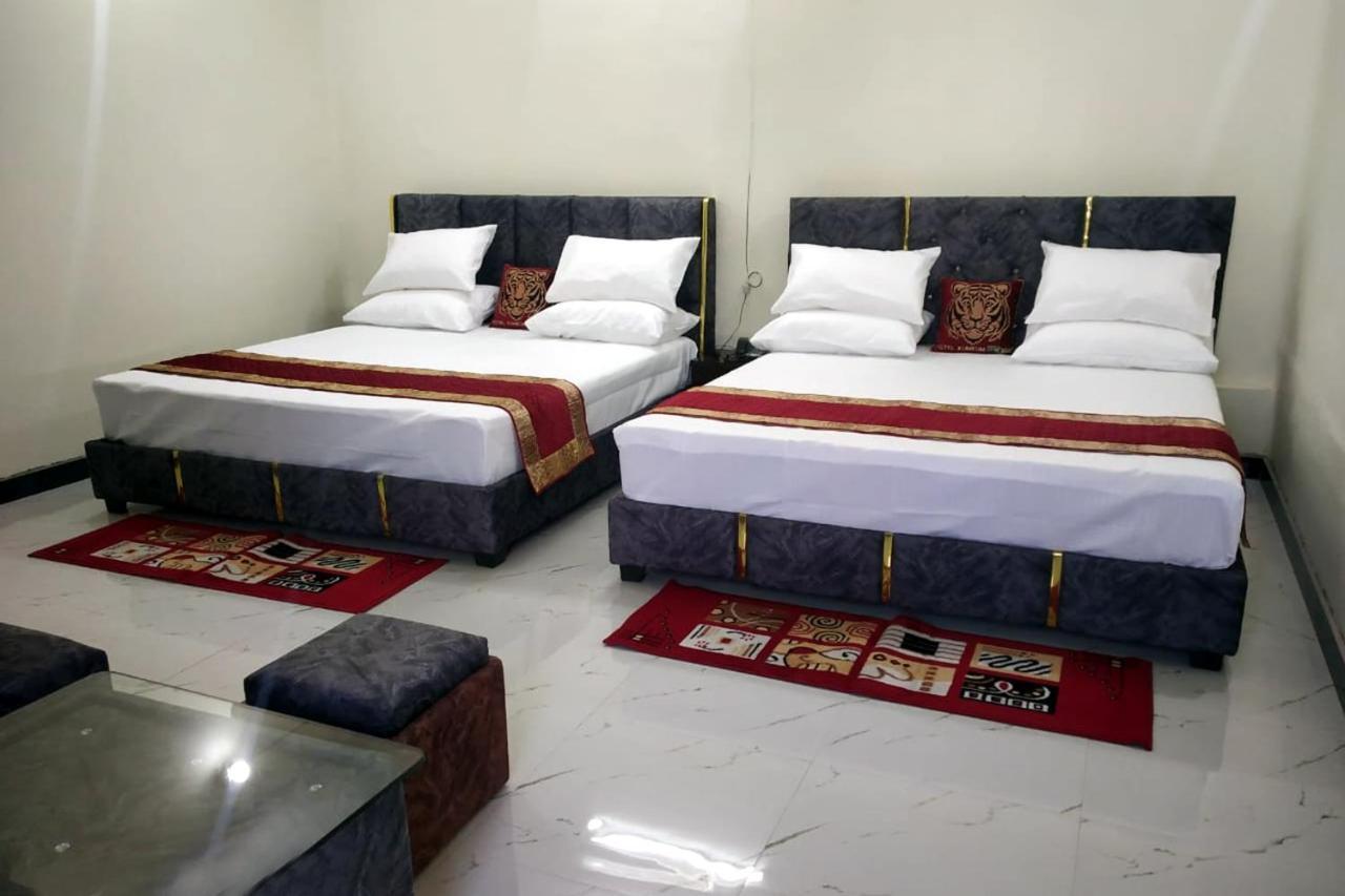 Hotel Kumkum Chhaya Panna Ngoại thất bức ảnh