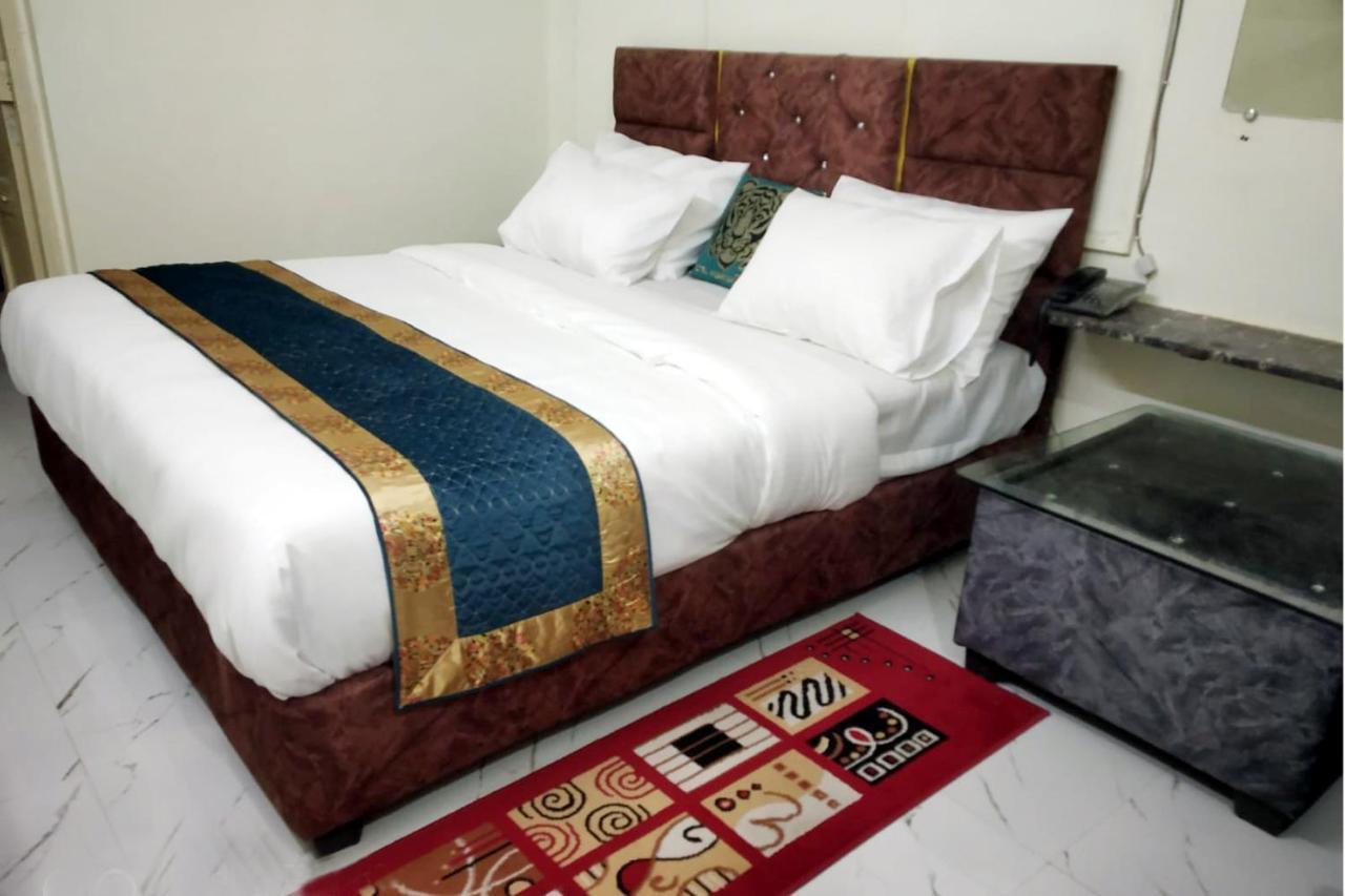 Hotel Kumkum Chhaya Panna Ngoại thất bức ảnh